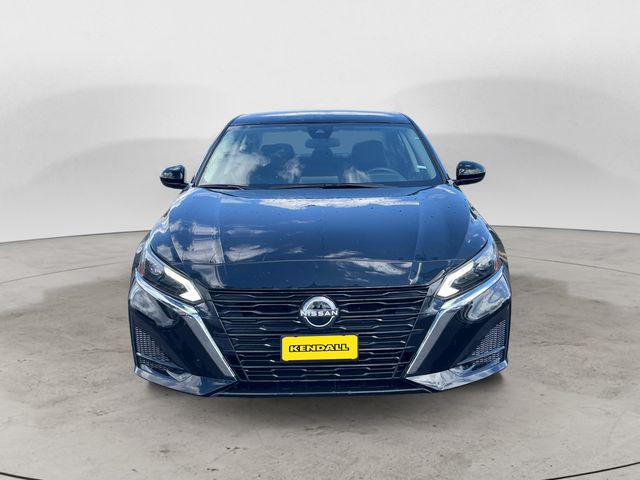 2023 Nissan Altima SV FWD