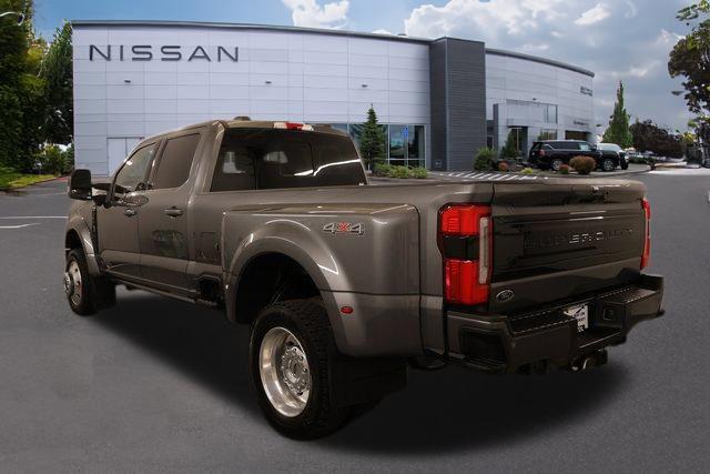 2025 Ford F-450 Platinum