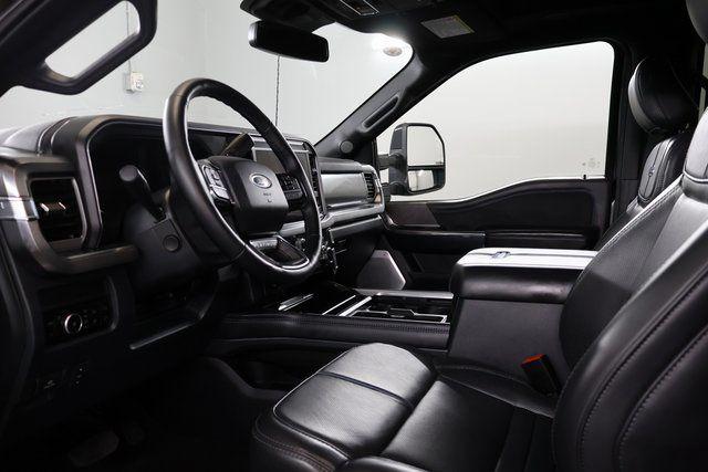 2025 Ford F-450 Platinum