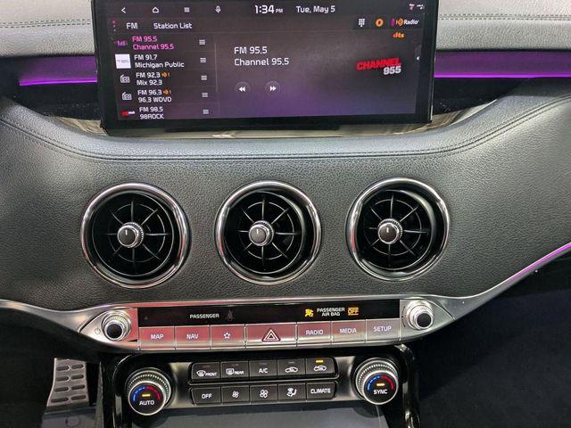 2022 Kia Stinger GT1