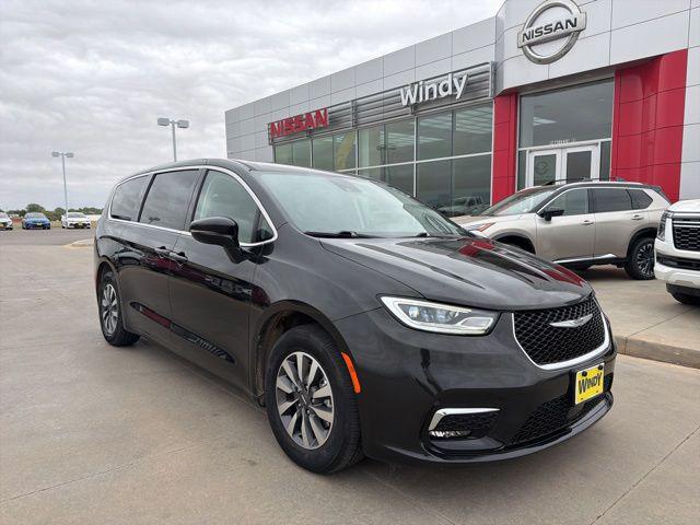 2024 Chrysler Pacifica Hybrid Select for sale in Elk City, OK