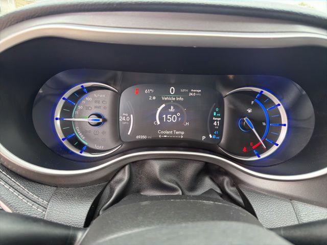 2024 Chrysler Pacifica Hybrid Select