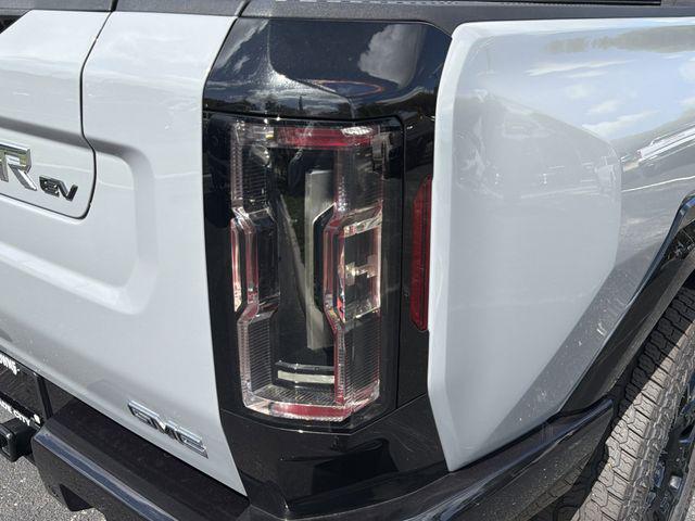 2026 GMC HUMMER EV 2X 4WD