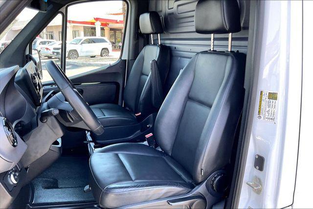 2025 Mercedes-Benz Sprinter 2500 Standard Roof 4-Cyl Diesel