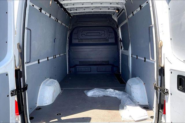 2025 Mercedes-Benz Sprinter 2500 Standard Roof 4-Cyl Diesel