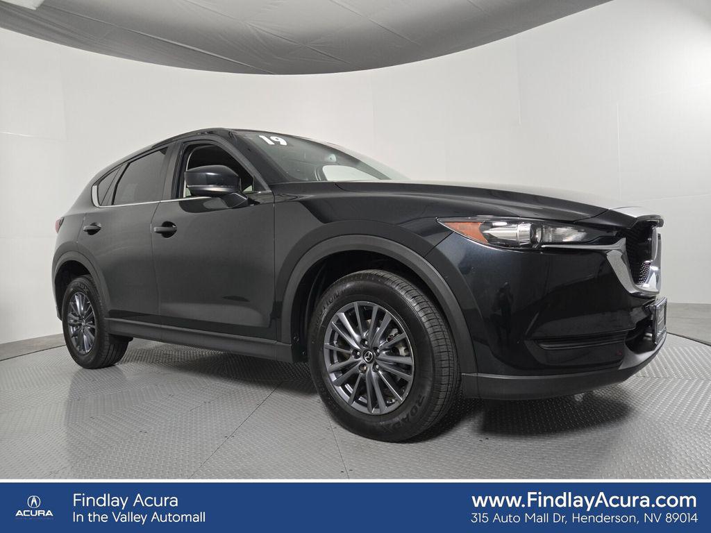 2019 Mazda CX-5 Touring Auto's photo