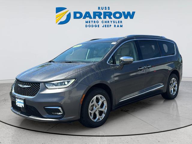 2021 Chrysler Pacifica Limited AWD for sale in Milwaukee, WI