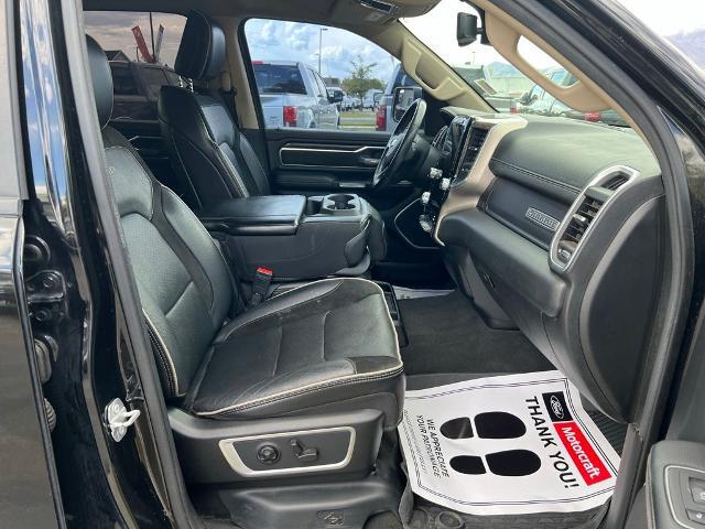 2019 Ram 1500 Laramie Crew Cab 4x4 5'7" Box