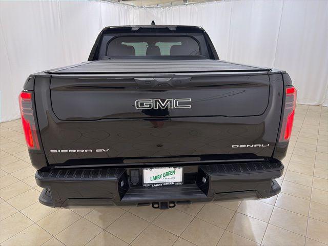 2025 GMC Sierra Max Range Denali