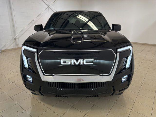 2025 GMC Sierra Max Range Denali