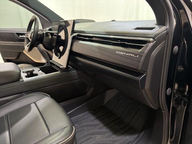 2025 GMC Sierra Max Range Denali
