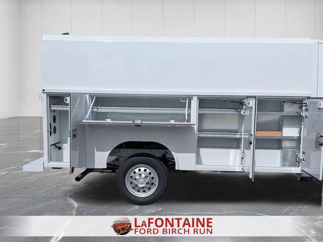 2026 Ford Transit Cutaway Base