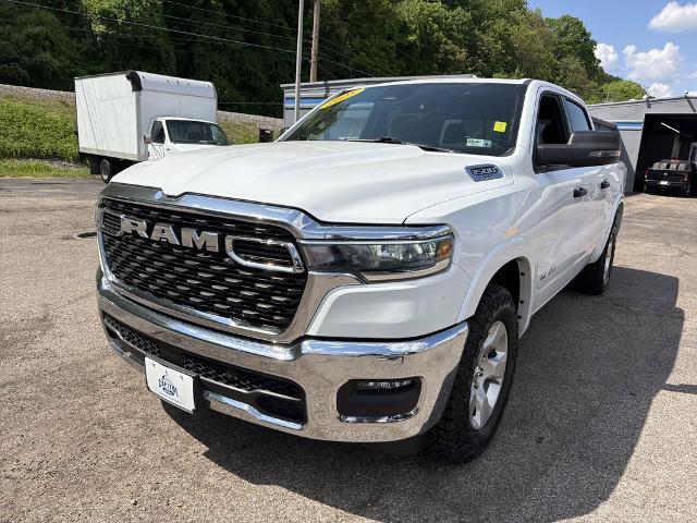 2025 Ram 1500 Big Horn Crew Cab 4x4 57 Box