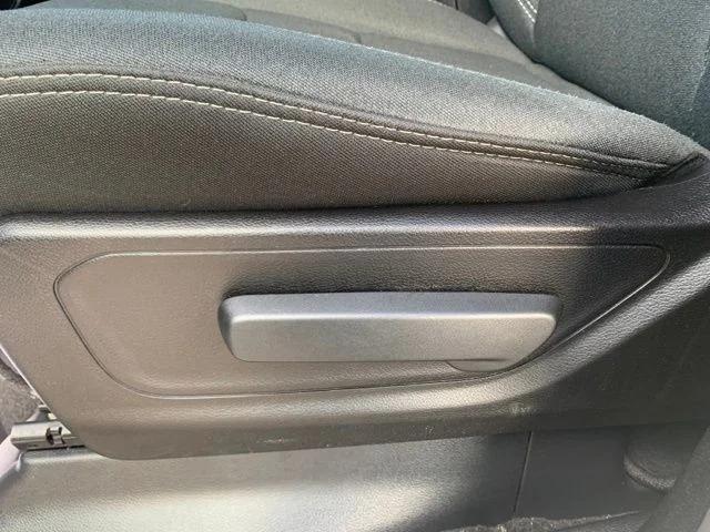 2025 Ram 1500 Tradesman Crew Cab 4x4 5'7" Box