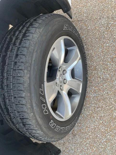 2025 Ram 1500 Tradesman Crew Cab 4x4 5'7" Box