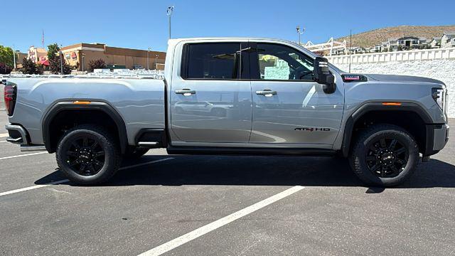 2026 GMC Sierra 2500HD Crew Cab, Standard Bed, AT4, 4WD