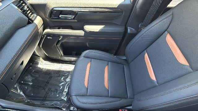 2026 GMC Sierra 2500HD Crew Cab, Standard Bed, AT4, 4WD