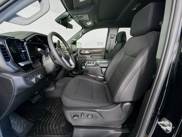 2026 GMC Sierra 1500 Double Cab, Standard Bed, SLE, 4WD