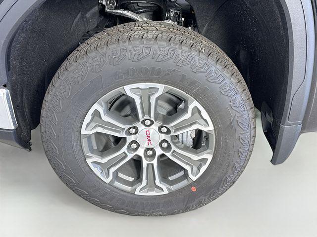 2026 GMC Sierra 1500 Double Cab, Standard Bed, SLE, 4WD