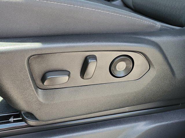 2025 Chevrolet Silverado 2500HD 4WD Crew Cab Standard Bed Custom