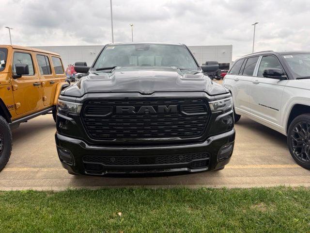 2026 RAM Ram 1500 RAM 1500 EXPRESS QUAD CAB 4X4 64 BOX