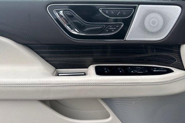 2024 Lincoln Navigator Black Label L
