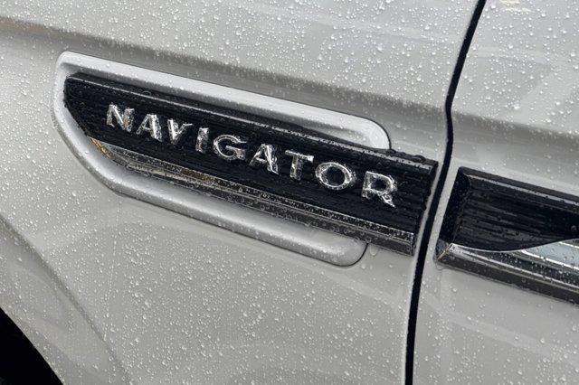 2024 Lincoln Navigator Black Label L