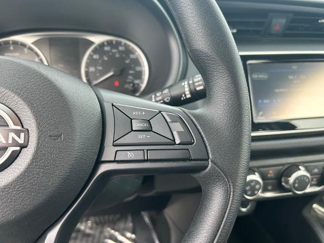 2024 Nissan Kicks S Xtronic CVT