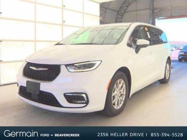 2023 Chrysler Pacifica Touring L for sale in Beavercreek, OH