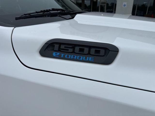 2023 Ram 1500 Big Horn Crew Cab 4x4 5'7" Box
