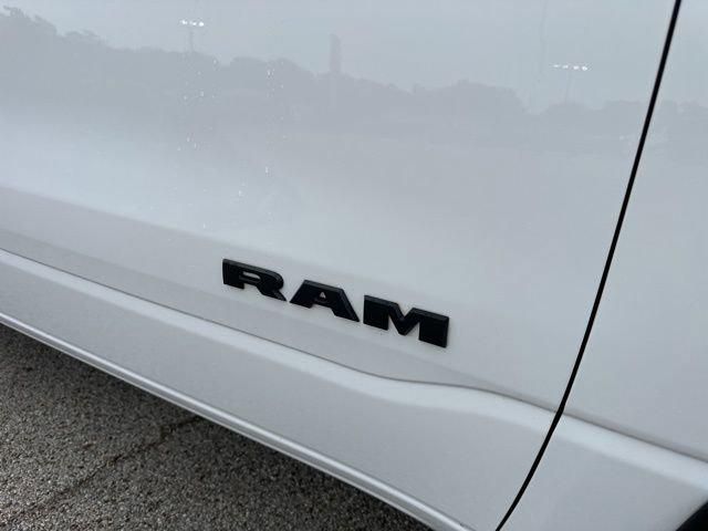 2023 Ram 1500 Big Horn Crew Cab 4x4 5'7" Box