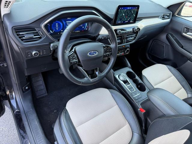 2022 Ford Escape Titanium Plug-In Hybrid