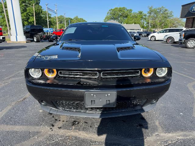 2015 Dodge Challenger SXT