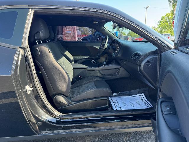 2015 Dodge Challenger SXT