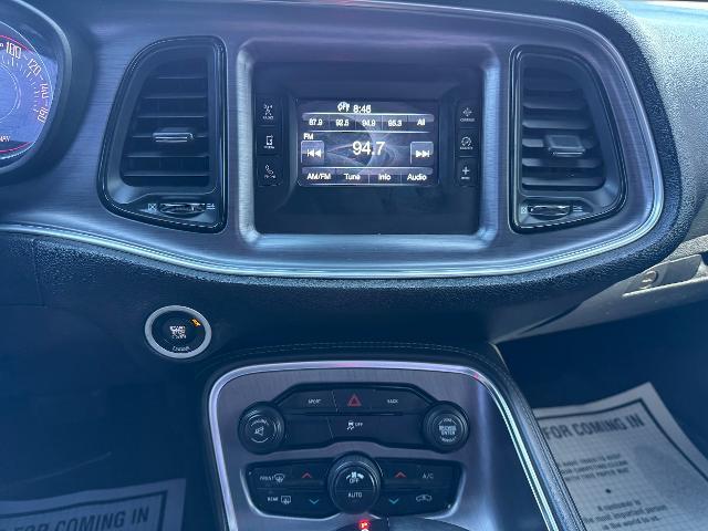 2015 Dodge Challenger SXT