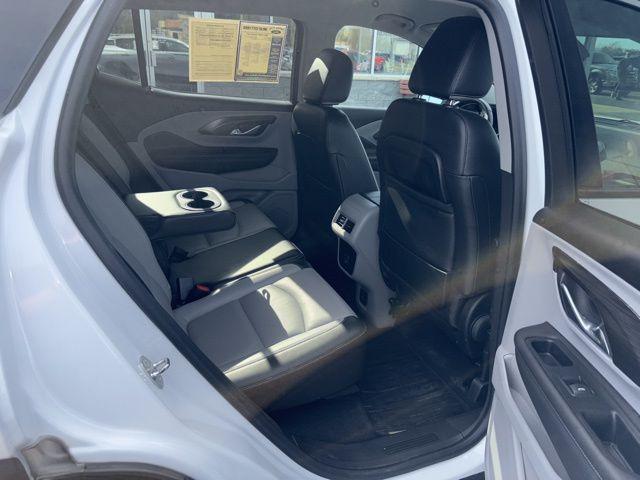 2022 GMC Terrain AWD SLT
