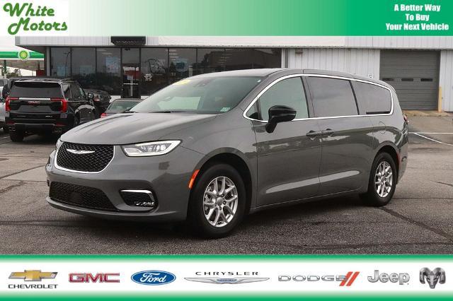 2025 Chrysler Pacifica Select for sale in Roanoke Rapids, NC