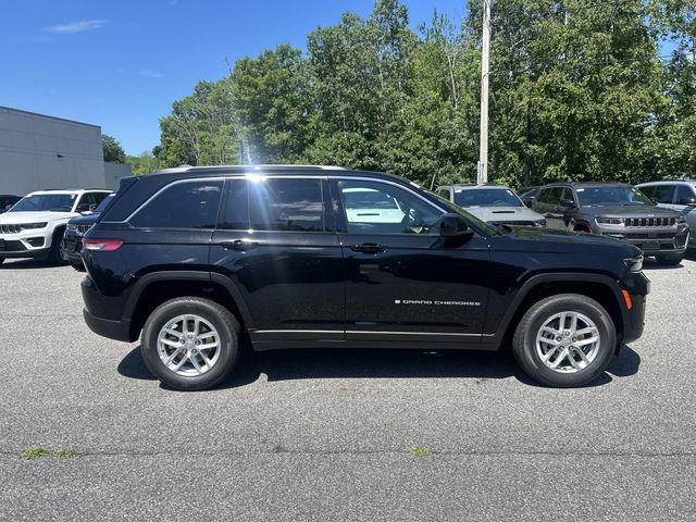 2026 Jeep Grand Cherokee GRAND CHEROKEE LAREDO X 4X4