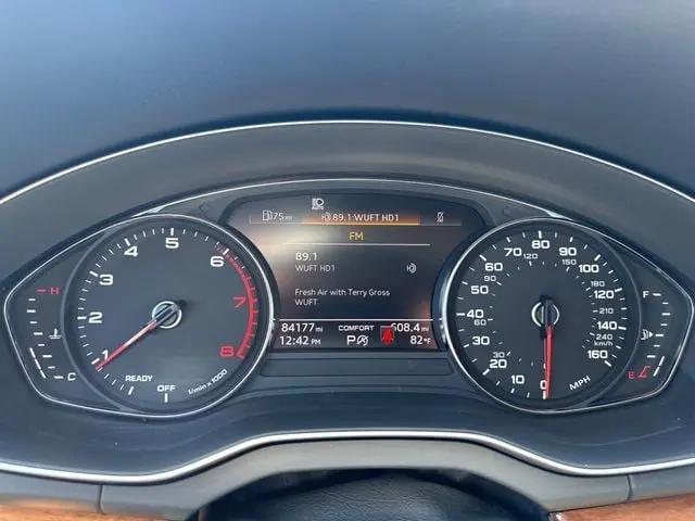2022 Audi Q5 Premium 45 TFSI S line quattro S tronic
