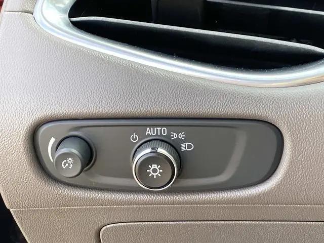 2017 Chevrolet Malibu 1LT