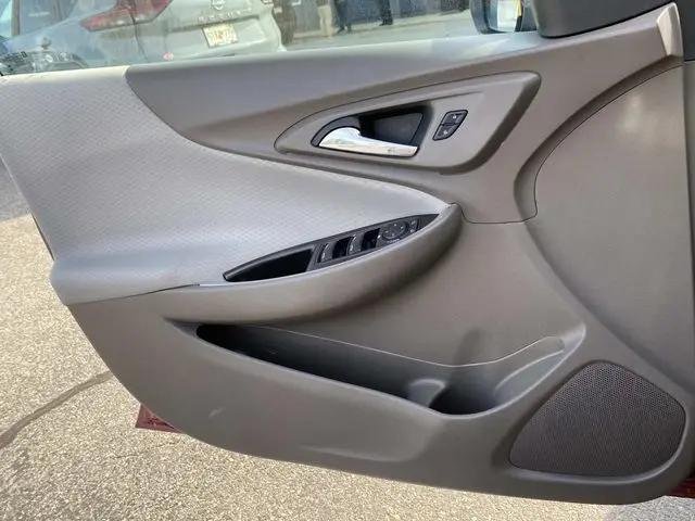 2017 Chevrolet Malibu 1LT
