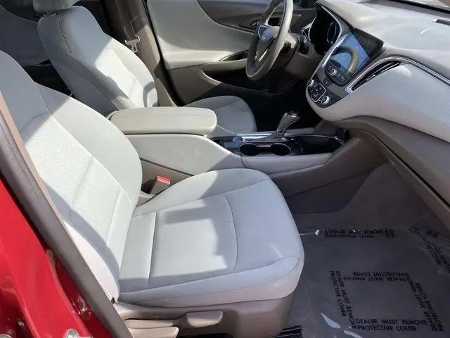 2017 Chevrolet Malibu 1LT