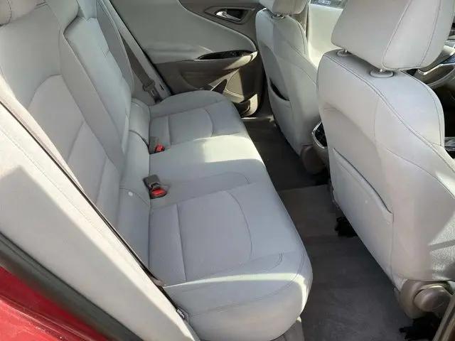2017 Chevrolet Malibu 1LT