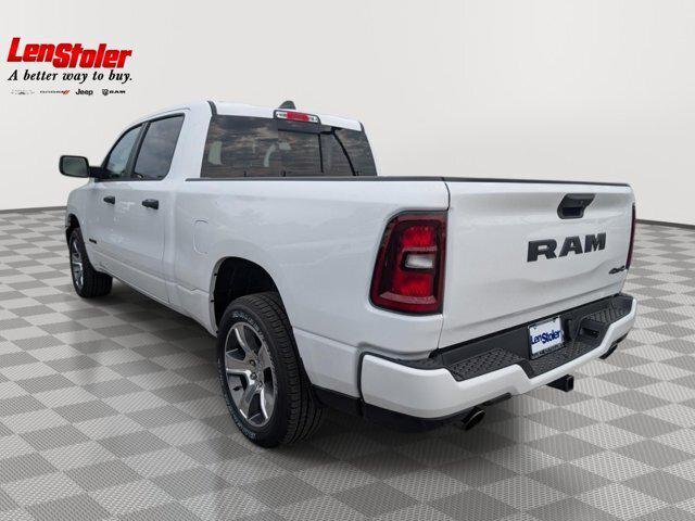 2026 RAM Ram 1500 RAM 1500 EXPRESS CREW CAB 4X4 64 BOX