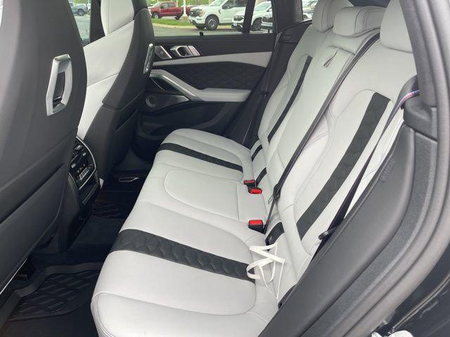 2025 BMW X6 M Base