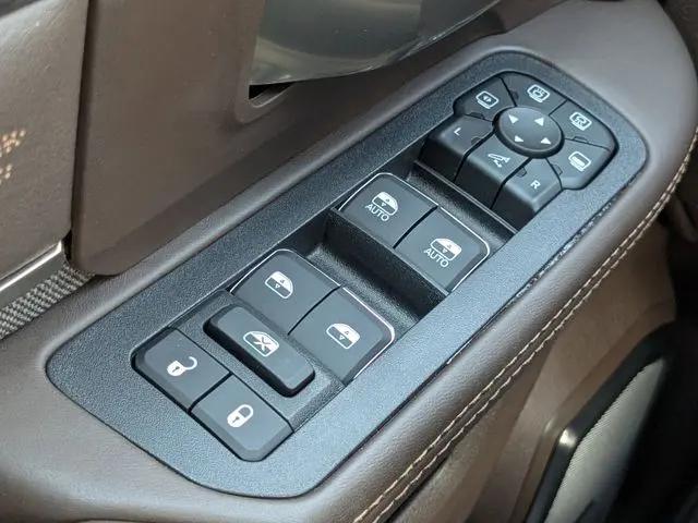 2026 Ram 2500 Limited Longhorn Mega Cab 4x4 8 Box