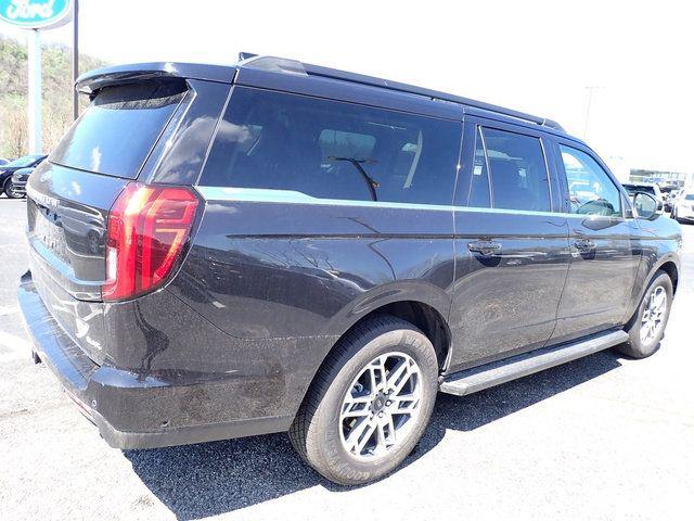 2025 Ford Expedition Active MAX