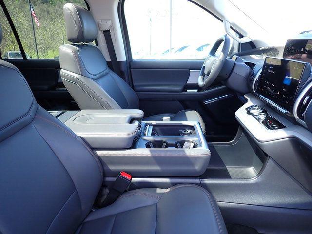 2025 Ford Expedition Active MAX
