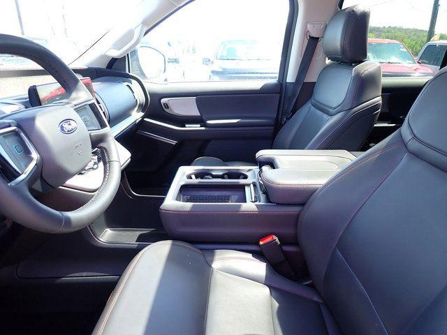 2025 Ford Expedition Active MAX