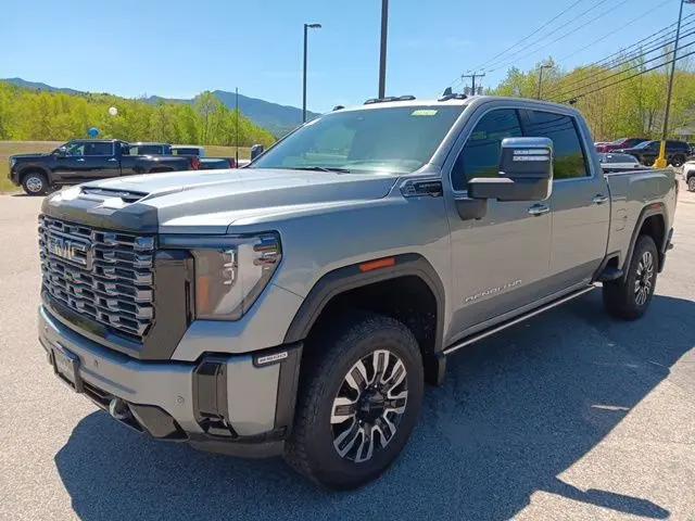 2026 GMC Sierra 2500HD Crew Cab, Standard Bed, Denali Ultimate, 4WD